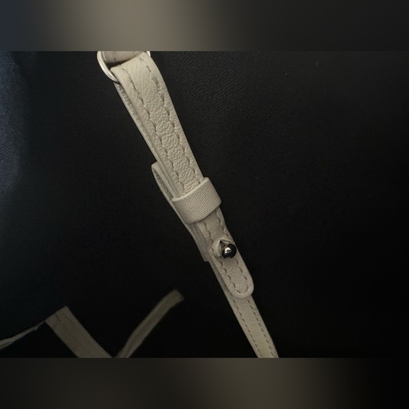 Balenciaga White Leather Tote - Picture 7 of 11